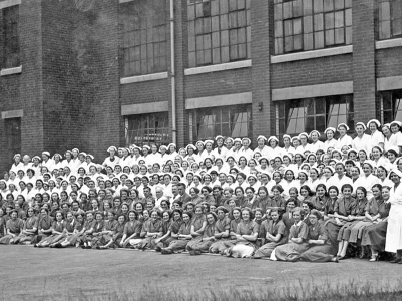 Bassetts staff pictured some time between 1920 and 1939