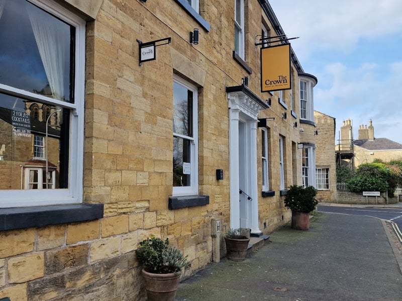 For an autumn meal outside the city, The Crown at Boston Spa has a seasonal menu using produce from local and regional Yorkshire suppliers. There is also a traditional Sunday roast.