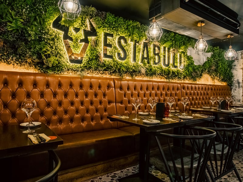 More than 8,600 Google reviews have helped Estabulo at The Light achieve a 4.8-star rating.