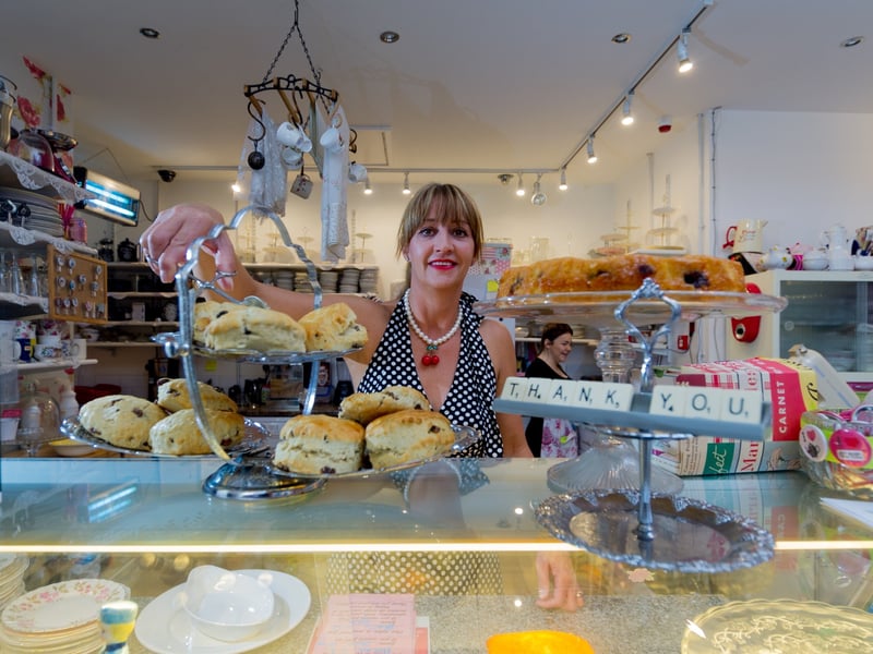 ⭐ 4.5 from 999 reviews. 📍 8 Grand Arcade, city centre. 🗣 "Traditional tea room in a commercial gallery, with careful decoration and retail service. Freshly baked and delicious scones. A lovely experience."