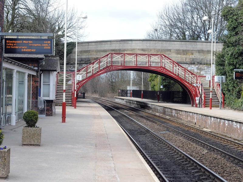 On average, it takes just 12 minutes to travel from the Leeds suburb of Garforth to the city centre by train. Another option is to take the 19 or 19A bus, which stops in central Leeds on its way to Tinshill.