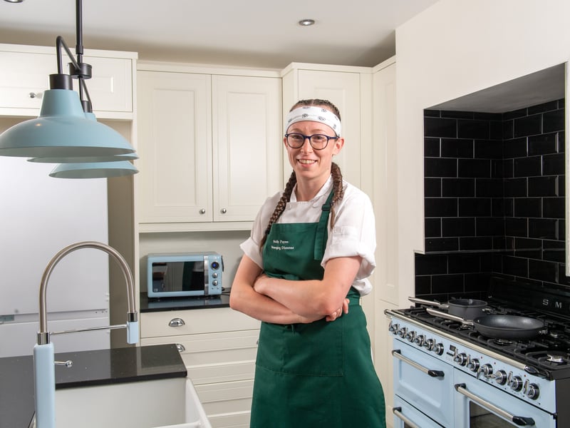Oliver Award winner Molly Payne reached the top 10 on MasterChef: The Professionals in 2023. Now, the award-winning chef runs private chef and luxury catering service byMölly.