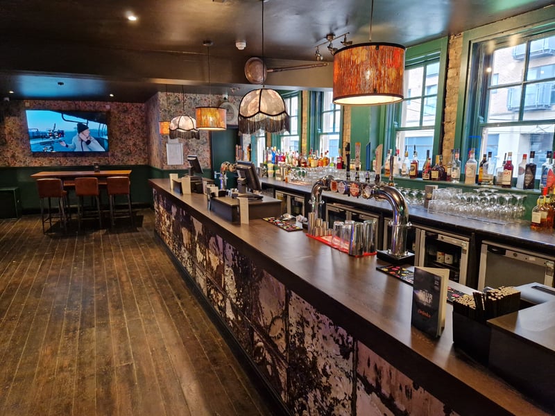 The Four Leaf certainly has its fans, a frequent venue reviewer said “The atmosphere was amazing. Called in for a pint and ended up staying for 4!!” The Four Leaf remains highly-rated with a 4.4 rating.