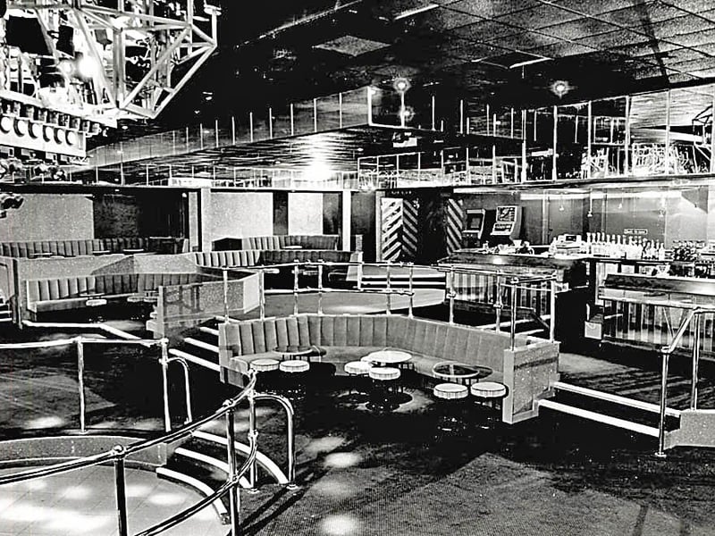 The Rooftop Gardens and its sister club, Casanovas, were iconic destinations for nightlife in Wakefield throughout the 1980s, drawing crowds from across the north of England. These twin nightclubs were renowned for their lively atmosphere, attracting football fans, stag parties, and revellers in search of a good time. Famed for its affordable 10p-a-pint nights and dazzling laser shows, Rooftop Gardens featured a legendary rooftop space, making it a standout venue in the region.