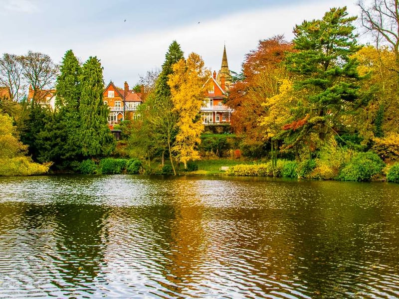 Muddy Stilettos says: "Moseley mixes brilliant restaurants, indie shops and green spaces with a buzzing community spirit, all just minutes from central Birmingham."