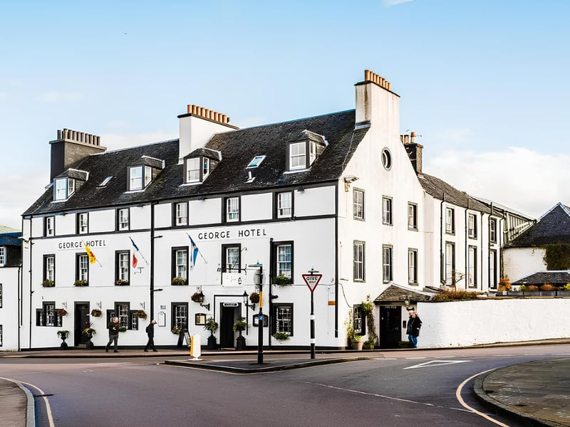 This historic hotel and atmospheric bar and pub has had its fair sightings of ghosts over the years. Dating back to 1776, there have been sightings of ‘a gentle, friendly ghost’, with some reports noting the appearance of a little girl in an upstairs ladies' room (which was formerly part of an old ballroom).