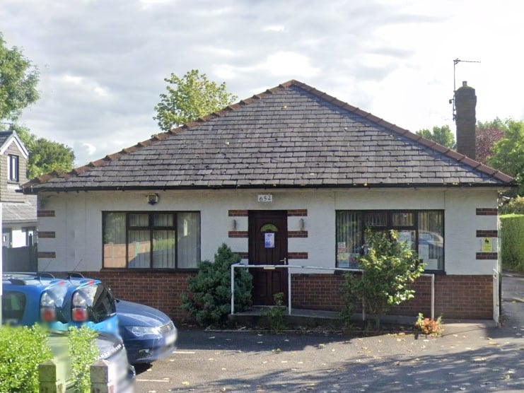 82% of patients describe their overall experience of this GP practice as good