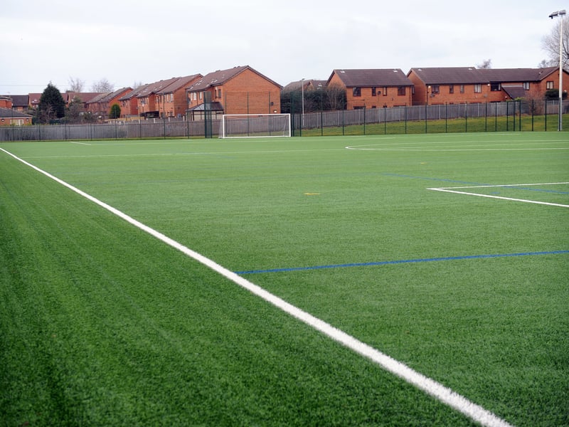 Head to Middleton Leisure Centre to try their 3G football pitch. With a flexible pay-as-you-play system, this offers an affordable way to access premium facilities.