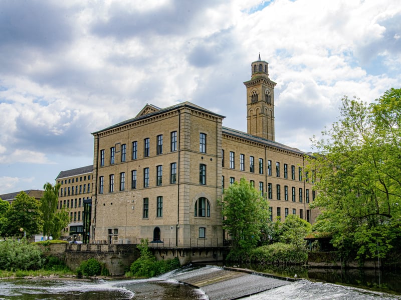 Step straight off the platform into a UNESCO World Heritage Victorian model village. Saltaire offers an effortless, flat, walk-around day out. Spend your time admiring David Hockney works inside the imposing Salts Mill, grabbing an artisan coffee, and ending with a craft beer along the Leeds & Liverpool Canal.