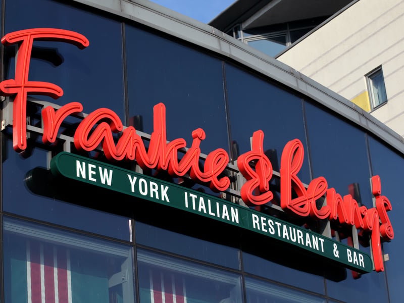 Frankie & Benny’s is serving up a free starter and free dessert for students and their dining guests with the purchase of an adult main meal when showing a downloaded voucher and results. 📝 White Rose Shopping Centre, Dewsbury Road (LS11 8LU).