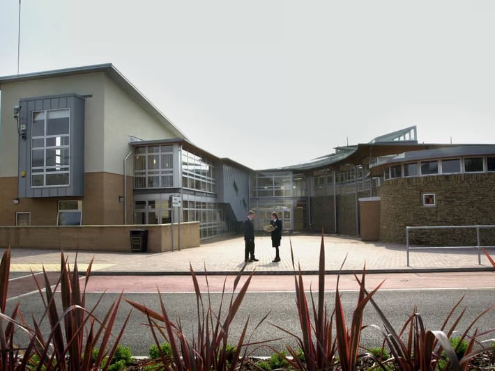 In the 2024/25 school year, Cardinal Heenan Catholic High School, located on Tongue Lane, Meanwood, had an absence rate of 5.6%.