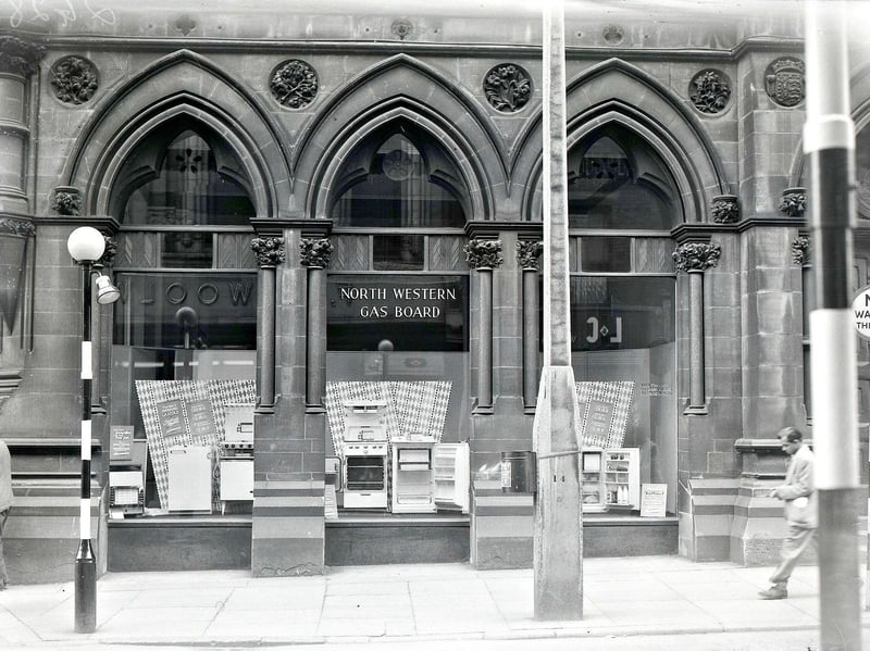 Do readers remember Preston Gas Company Offices, located on Fishergate in 1960?