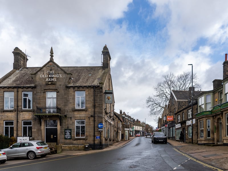 House prices in Horsforth have risen by 0.7% over the last 12 months. Now, the average house price is £347k.