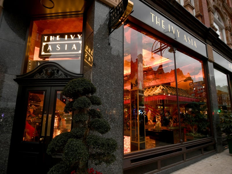 Set in the elegant Victoria Quarter arcade, offering luxury morning dining from vegetarian breakfasts to classic eggs Royale.  🍳 Victoria Quarter, 31 Vicar Ln, Leeds LS1 6BB
