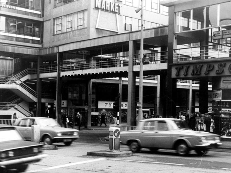 Exchange Street and Castle Market seen from Haymarket, Sheffield city centre, in 1972, with Timpson shoe shop on the corner
Location: Sheffield_City_Centre
Date: 1972