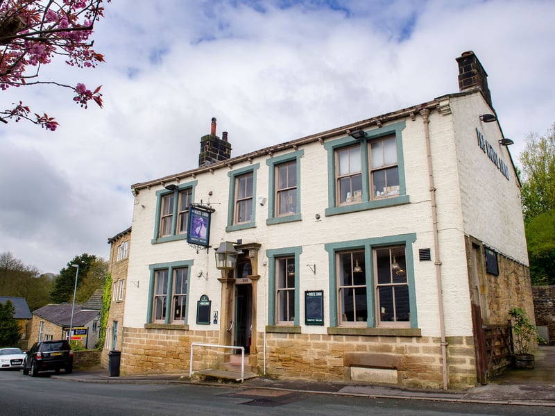 Cuisine: Modern British. Price: £££. Short description: "There's a traditional, homely feel to this laid-back pub where you're guaranteed a jolly atmosphere and a proper pint. In fact, it's rare to find somewhere this relaxing that serves food quite this good. "