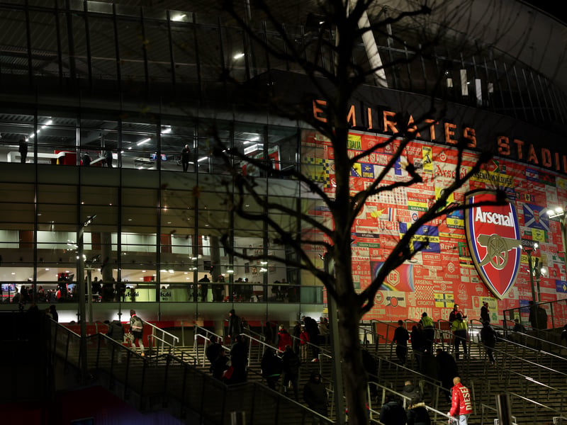 Maximum capacity: 60,704 | 2026/25 average attendance: 60,217