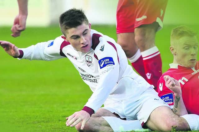 Ryan Manning, who was so influential for Galway FC last season, has signed for Queens Park Rangers.
