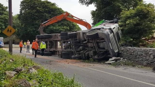 Overturned truck at Bawnmore.