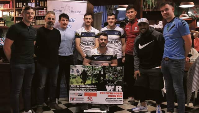 For the month of December, if you get a haircut in any Fat Tony’s Barbershop, they will make a donation to the Pieta House Wren Run which takes place in Woodford on St. Stephen's Day. Pictured at the launch were, back row: Kevin McHugo, John McGuire (Fat Tony’s Barbershop), Joe Burke (Pieta House), David Burke, Damien Comer, Jason Flynn (all Galway GAA), Bundee Aki (Connacht & Irish Rugby) and Cathal O’Byrne. Front: Daire Curley (Fitness Athlete).