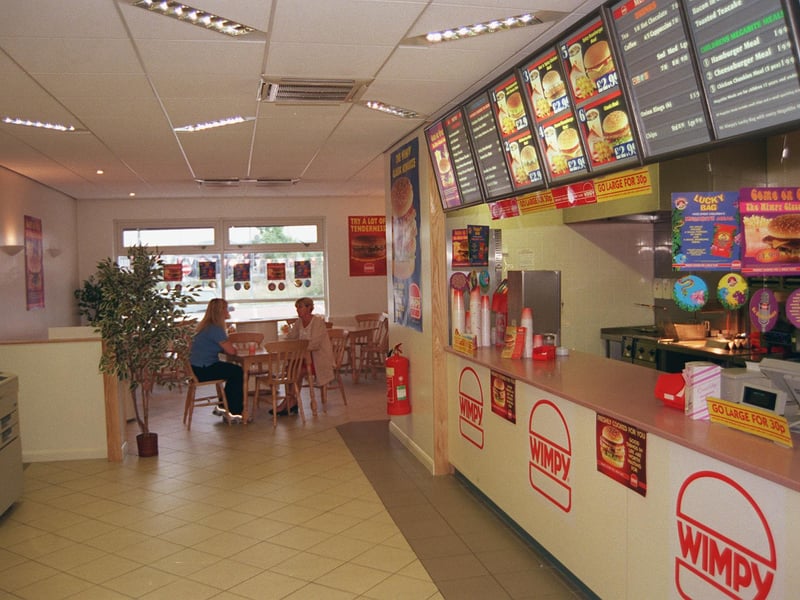 The demand for a Wimpy comeback is driven by a powerful wave of nostalgia. Readers, including Jamie Richardson, Brian Smith, and Louise Keeligan Swailes all voiced their desire for the return of the classic British chain. Unlike modern fast-food giants, Wimpy is remembered fondly for its table service, real plates, and the iconic Bender burger.