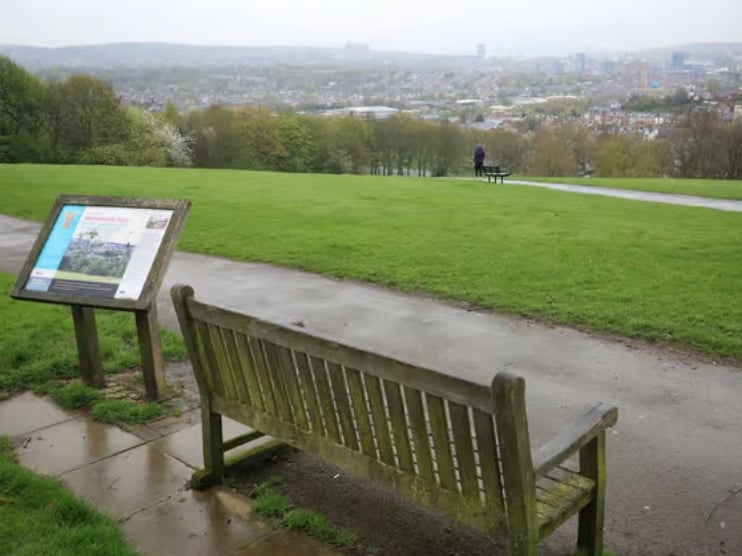 The average house price in Meersbrook, Sheffield, has risen by 522.5%, from £40,000 in September 2000 to £249,000 in September 2025