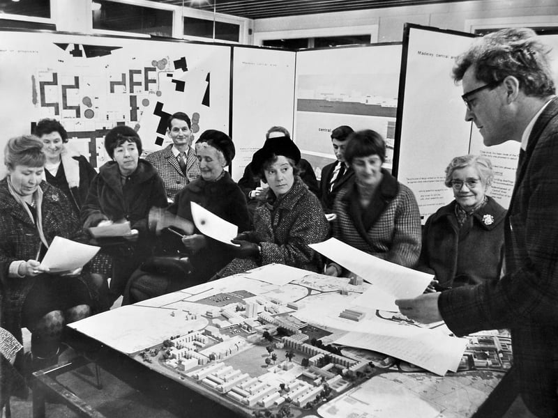 A glimpse into the ambitious plans shaping the future of Dawley in January 1967, as adults attended a lecture on landscape conservation and new town planning. Dr Tom Pritchard of The Nature Conservancy is pictured explaining ideas to attendees at the Dawley Development Corporation’s exhibition room, as the area looked towards a changing future. These discussions formed part of the wider vision that would eventually help create Telford New Town. Do you remember the early days of Dawley’s transformation, or watching new roads, homes and communities appear across the landscape?
