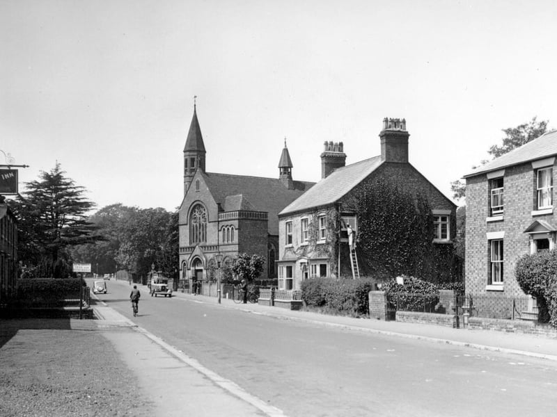 Victoria Road, Shifnal, circa July 1939, with the Union Inn standing on the left.