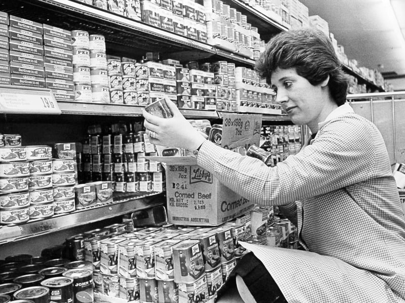 A moment shaped by world events. Staff at Tesco in Newport remove Argentinian corned beef from the shelves during the Falklands crisis in April 1982. Do you remember how the conflict affected everyday life?