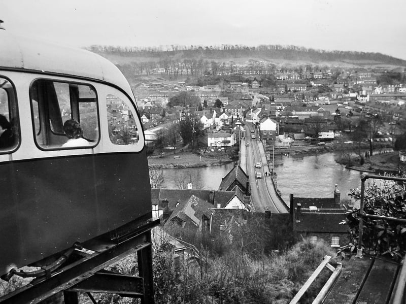 A festive trip on Bridgnorth Cliff Railway. With many shops closed during the Bank Holiday in December 1982, visitors took the chance to enjoy a ride between High and Low Town on the town’s famous cliff railway. Do you remember trips up and down the hillside?