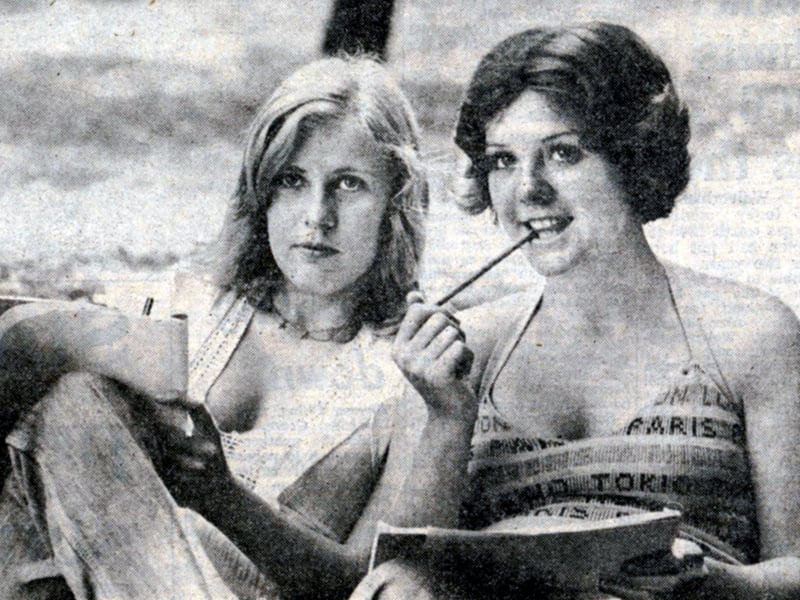 Trudy Allen and Denise Clift relax outdoors with pen and paper in hand as they soak up the sunshine in Walsall Arboretum during the long, sweltering summer heatwave of 1976. With temperatures consistently soaring across the Black Country, lush parks like the Arboretum provided a welcome green escape for locals seeking shade, quiet study, or a bit of open-air relaxation. Did you head down to Walsall Arboretum to cool off or enjoy the glorious sunshine during the record-breaking summer of 1976?