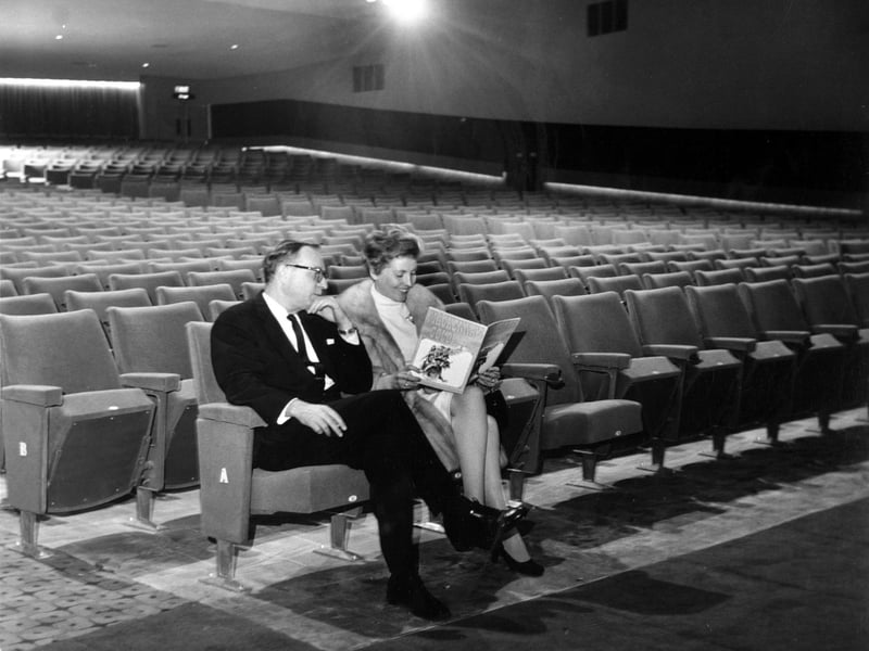 Carl and Eve Foreman inside the Odeon cinema, Leeds, where a gala performance of 'Makenna's Gold', produced by Mr Foreman, was being shown, in May 1969