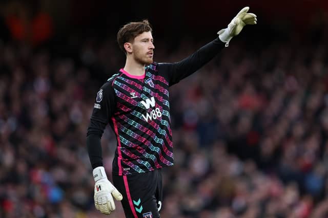 Roefs signed a new contract at Sunderland earlier this week and is firmly established as the club's number one.
Will be hoping to get his first clean sheet of the campaign on Sunday.