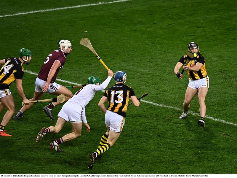 14 November 2020; Richie Hogan of Kilkenny shoots to score his side's first goal during the Leinster GAA Hurling Senior Championship Final match between Kilkenny and Galway at Croke Park in Dublin