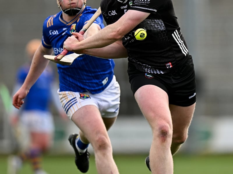 Caption: Paul O’Brien of Sligo in action against Martin Farrell of Longford during the Allianz Hurling League Division 4 final match between Sligo and Longford at Markievicz Park in Sligo. Photo by Seb Daly/Sportsfile