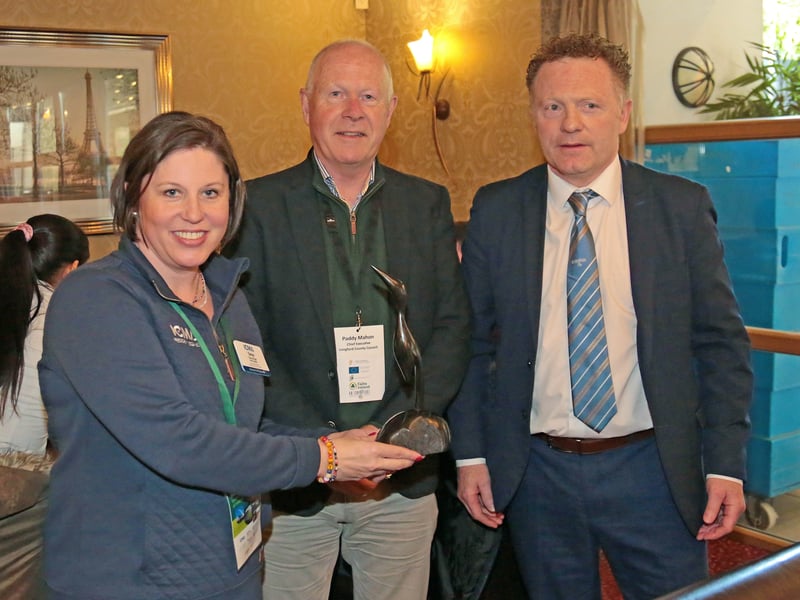 Caption: Chief Executive of Longford County Council and Chair of The County and City Management Association, Paddy Mahon and Cathaoirleach of Longford County Council, Cllr Garry Murtagh pictured making a presentation of bog oak sculpture to Tanya Ange, Outgoing President of the ICMA Picture: Shelley Corcoran