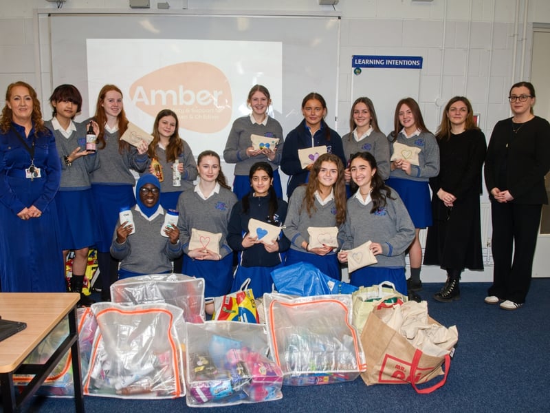 Students at Loreto Secondary School have presented handmade toiletry bags along with hygiene product donations to Amber Women’s Refuge. “We had a lovely morning. The talk from Amber Women’s Refuge was fantastic, and the coffee and cake afterwards went down a treat! Everyone was really engaged, and the students were so proud of their contributions,” said Grace McDonald, teacher at Loreto Secondary School. Kilkenny Volunteer Centre supported the meaningful and creative community engagement project. Students reflected on how rewarding it was to learn a new practical skill while contributing to a cause that makes a tangible difference in the local community. Amber warmly welcomed the initiative. ABOVE: Aurellia Glynn, Child Youth Development Worker at Amber Services, with Loreto students and Grace McDonald and Lauren Beason, TY Wellbeing Class Loreto Teachers PICTURE: HARRY REID