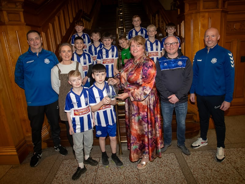 The. Deputy Mayor, Niree McMorris pictured with the 2015 Culmore Youths FC team and their coaches on Tuesday evening at the Guildhall, Derry.