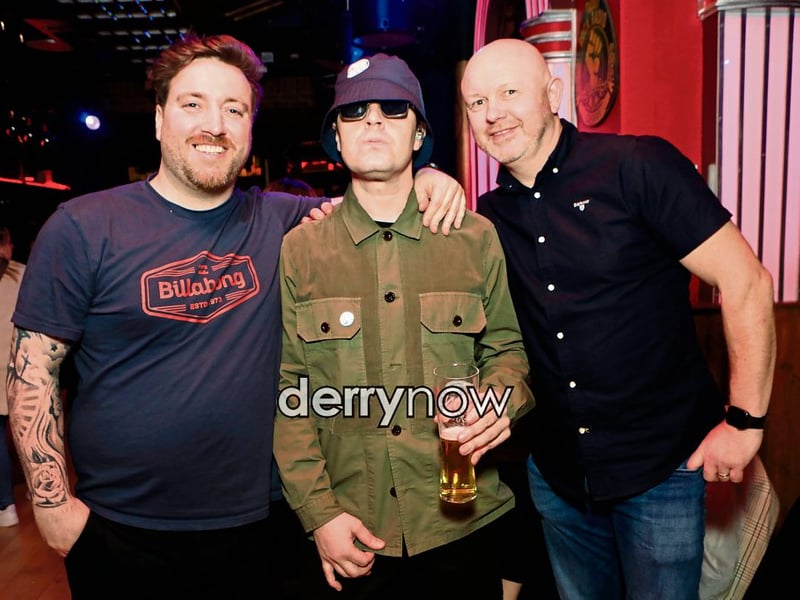 Fans with Liam Gallagher Tribute act.
