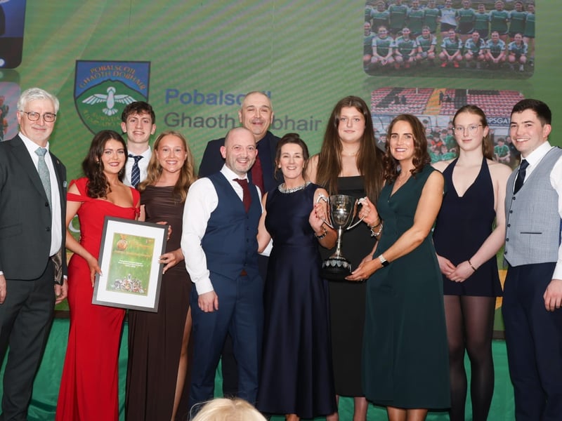 SECONDARY SCHOOL The winner of the 2025 Secondary School Award is Pobalscoil Ghaoth Dobhair In January Pobalscoil Ghaoth Dobhair won the FAI Schools Senior B Girls Cup Final with Aoibhin Cassidy getting the decider’s only goal. Under manager Pádraig Mac Fhionnghaile they won the FAI Schools Junior U17 ‘B’ Boys National Cup for the third year in a row after a 10-9 penalty shoot-out win over Colin Phiarsaigh (Cork) in March. In April two Pobalscoil Ghaoth Dobhair boys Pádraig Mac Giolla Bhríde and Cathal Rua Ó Gallachóir were named on the Ulster All-Star team. Among the other highlights during the academic year included the U19 Boys being crowned Donegal League ‘A’ soccer winners. There was also success in Golf for Jamie Mac Aoidh and in swimming for twin sisters Caoimhe and Éabha Nic Aoidh. And the U15 Girls Basketball team were All Ireland Runners-Up.