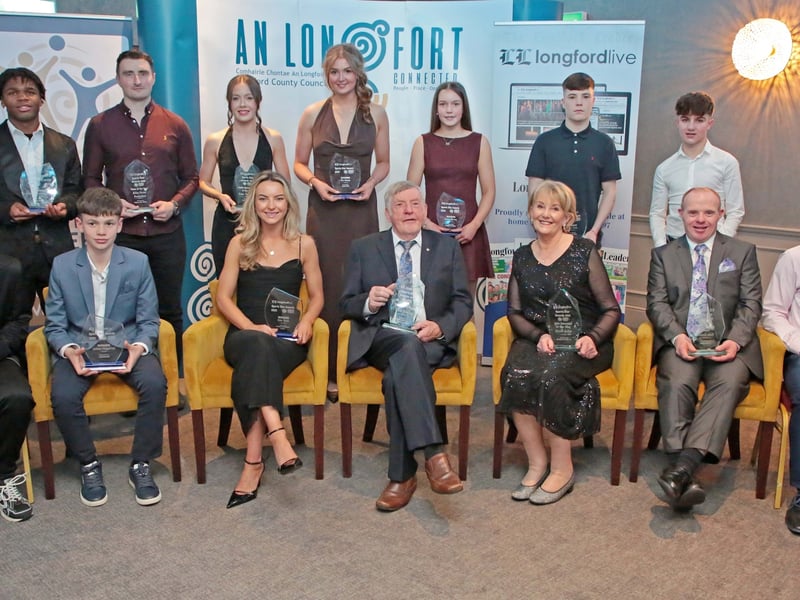 CAPTION: Award recipients at the Longford Leader Sports Awards 2025, in association with Longford Sports Partnership, in the Longford Arms Hotel last Friday night, front row l to r; Joe Shannon (Snooker), Andrew Fitzpatrick (Athletics), Orla Nevin (Ladies Football), Liam Fenelon (Hall of Fame), Rheda Quinn (Club Volunteer of the Year), Seán Keenan (Sports Ability Award) and Micheál Mulcahy (GAA Hurling). Back; Goodness Ogbonna (Soccer), Ronan Keogh (captain Killoe senior footballers, Team of the Year), Robin Óg Murphy (Junior Sportsperson of the Year), Mia Rowan (Rugby), Evelyn Murray (Equestrian), John Nevin (Boxing) and Fionn McCormack Crowe (Soccer). Missing from photo is Athletics and Overall winner Cian McPhillips Picture: Shelley Corcoran