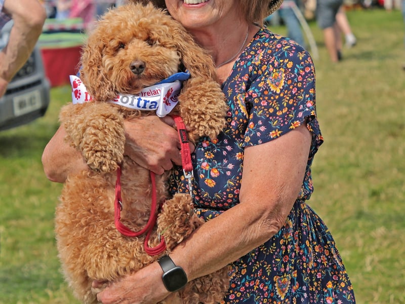 Caption: Tess Murphy with Nora (Longford Nose Of Tralee)