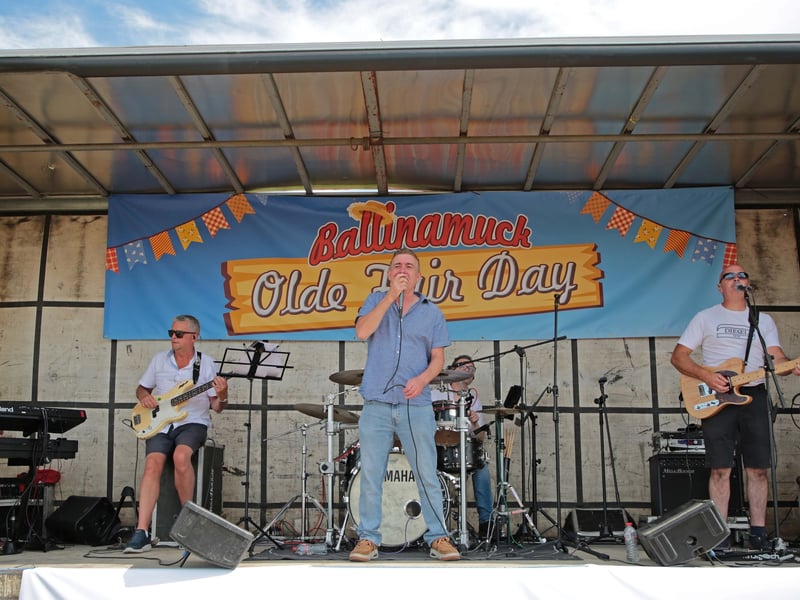 Caption: The live entertainment
