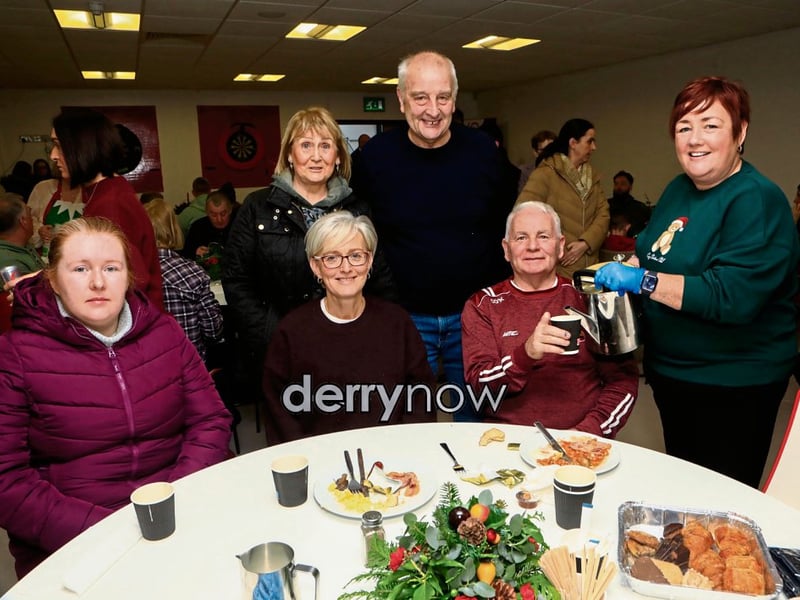 Briege O'Neill pouring a cuppa for this group at the Luxury Big Breakfast.