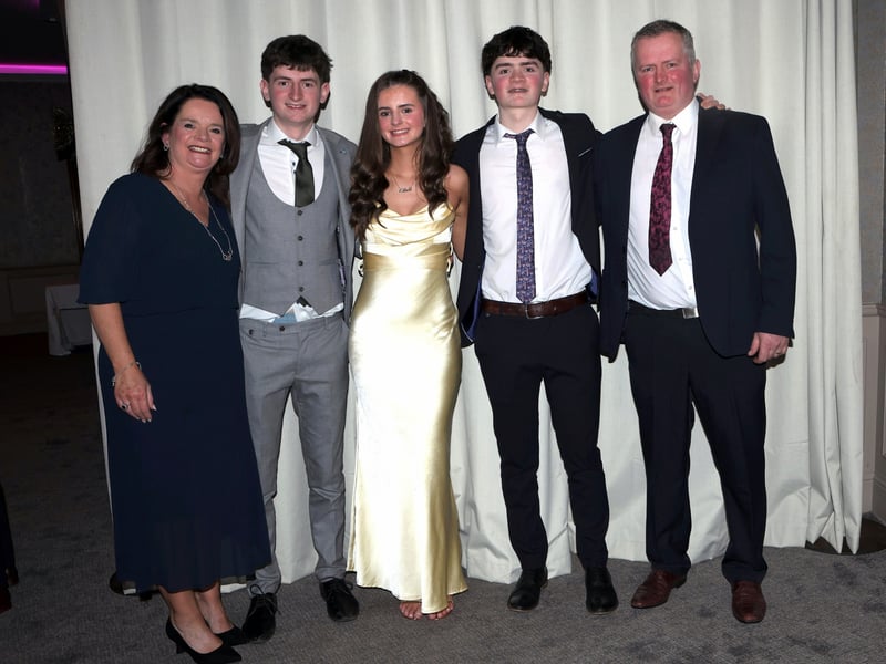 CAPTION: Ursula, Matthew, Ellen, Niall & Tommy Hawes