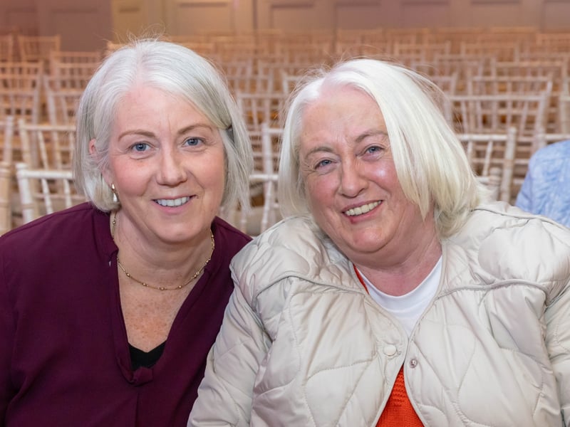 Celeb chef Kevin Dundon gave Laois locals a fantastic cookery demonstration in the Abbeyleix   Manor Hotel on Tuesday November 25, through a fundraiser for Laois Down Syndrome organised by  St Lazarians GAA Club.