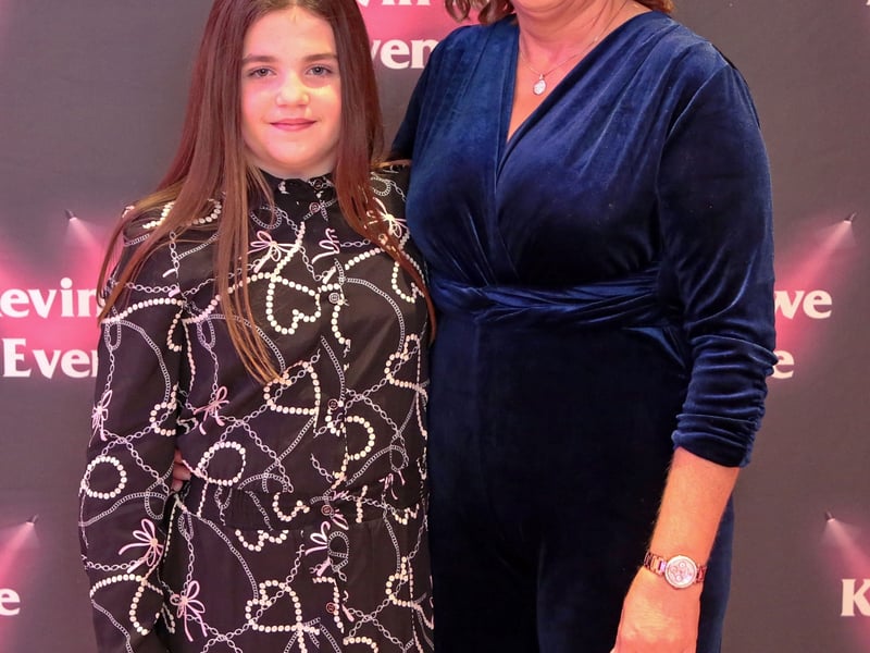 Caption: Saoirse and Eilish Dillon Picture: Shelley Corcoran