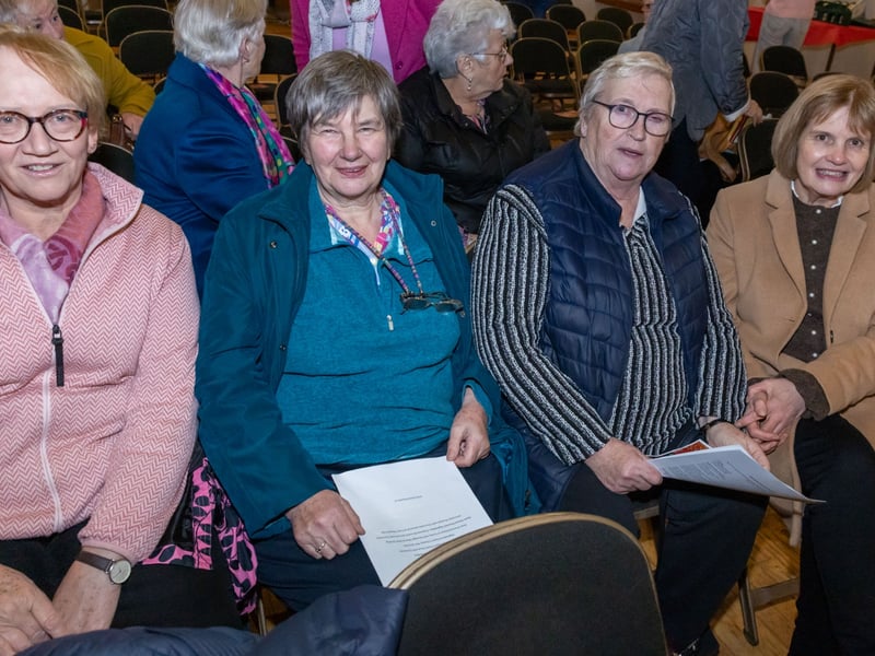 Much-loved celebrity chef, Edward Hayden, returned to Mountrath this November for the third annual  pre-Christmas Cookery Demonstration at Bloom HQ in aid of the Class of 1990 Restoration Project.