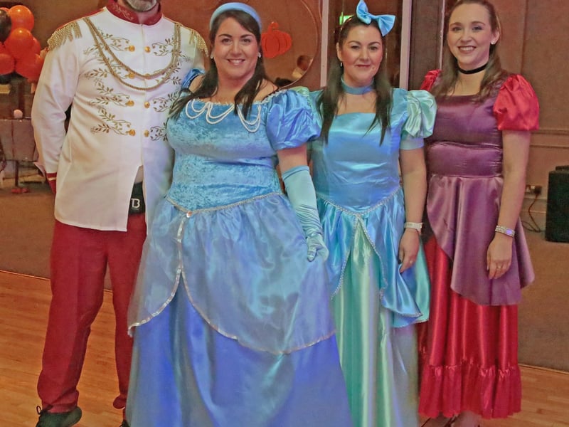 Caption: Eoin and Maria Finneran, Kirsti McGuire, Catriona Moran