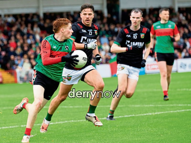 Doire Trasna’s Conor O’Donnell prepares to grab the ball.